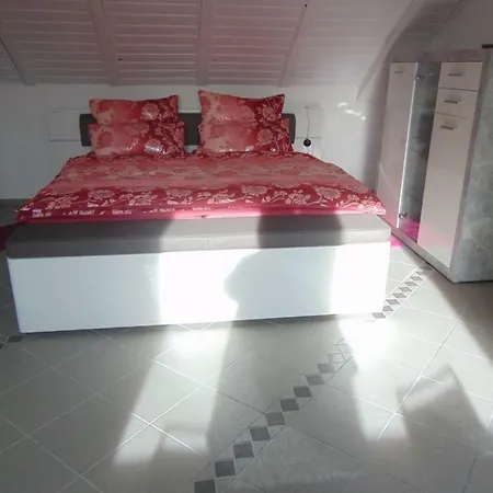 Gaestehaus Brandenburger * شباير