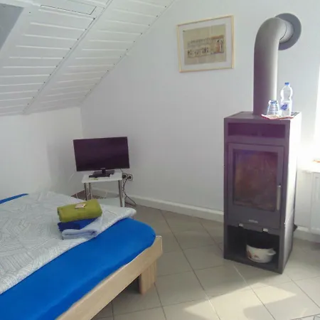 Gaestehaus Brandenburger Δωμάτια σε οικογενειακή κατοικία *