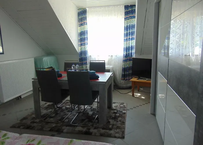 בית אירוח Gaestehaus Brandenburger